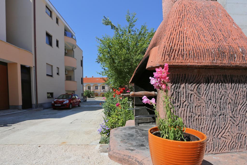 Apartments Bobi زادار المظهر الخارجي الصورة